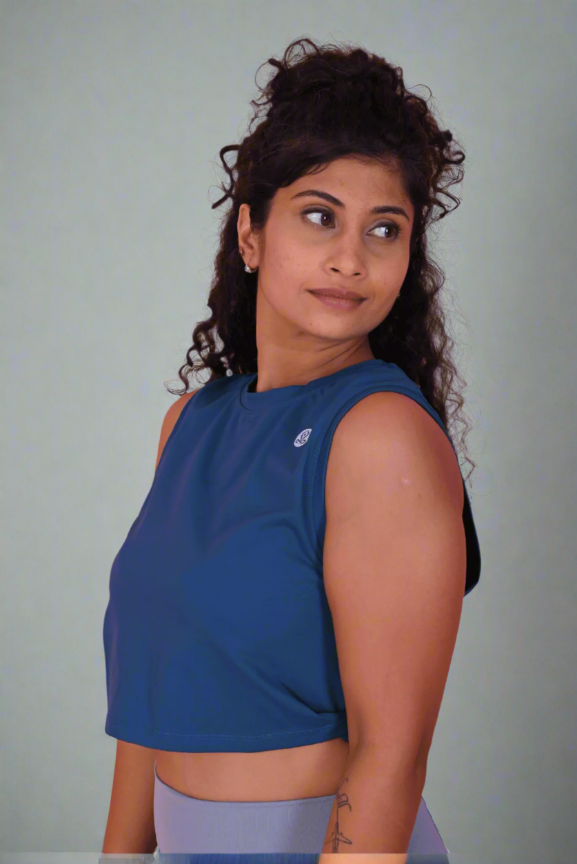 Athleisure Top in Lake Blue YOGINIS