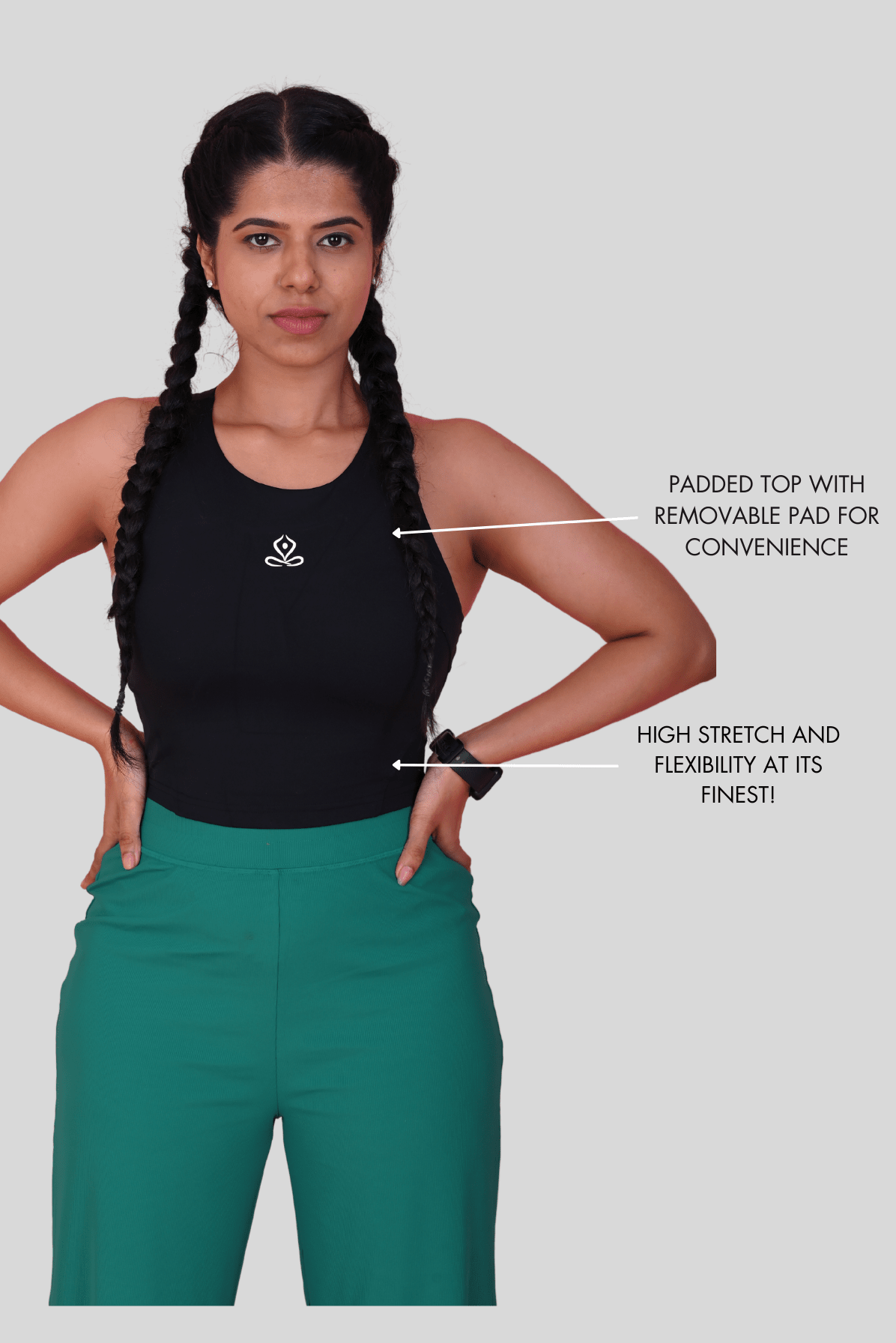The Momentum Top/ Bra in Black YOGINIS