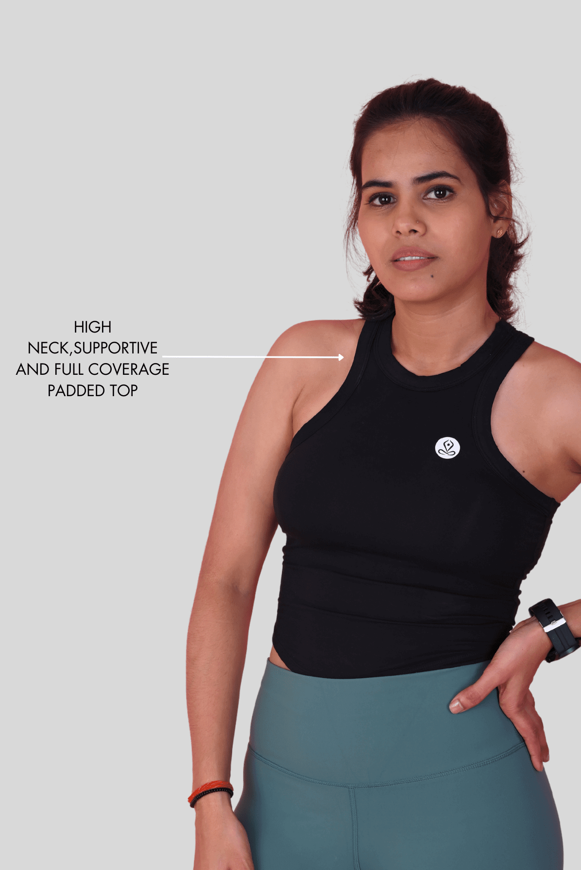 Vitality Top / Bra in Black YOGINIS