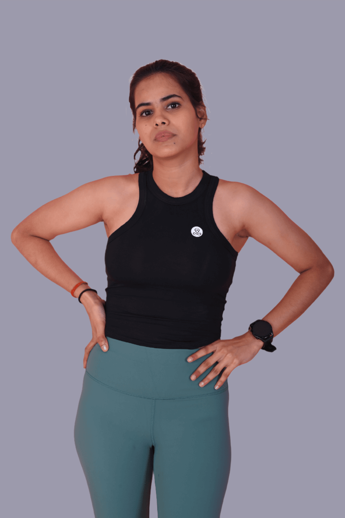 Vitality Top / Bra in Black YOGINIS
